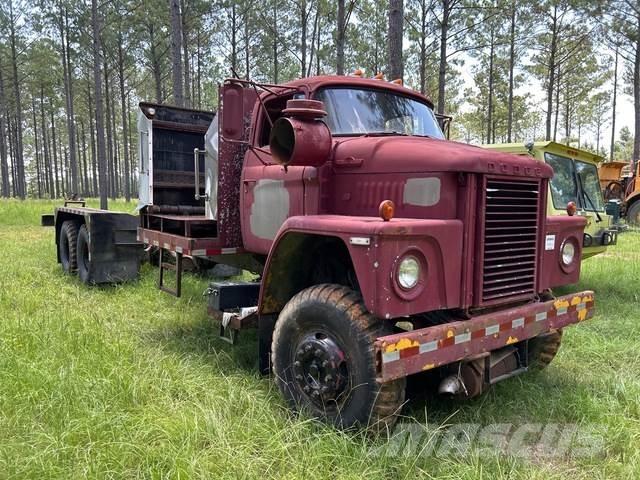 Dodge D80 Kabinos ir salonai