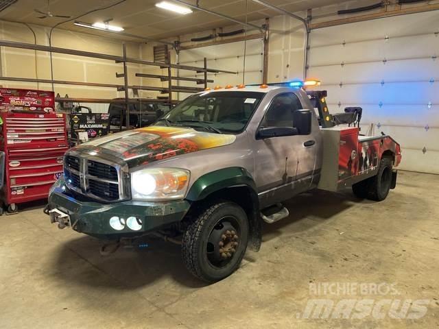 Dodge Ram 5500 Pagalbos kelyje automobiliai