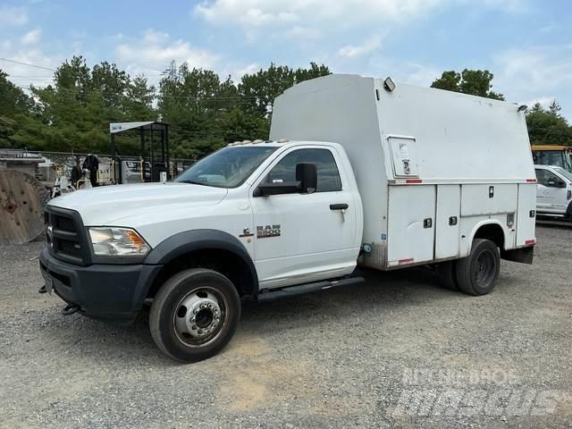 Dodge Ram 5500 Pikapai / Bortiniai sunkvežimiai