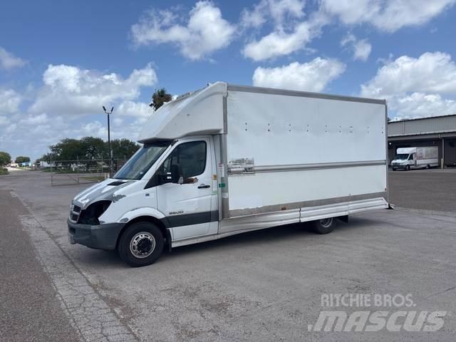 Dodge Sprinter Sunkvežimiai su dengtu kėbulu