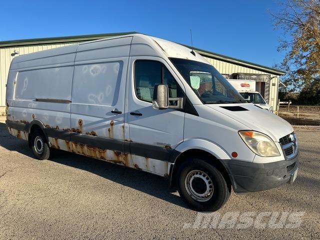 Dodge Sprinter Krovininiai furgonai