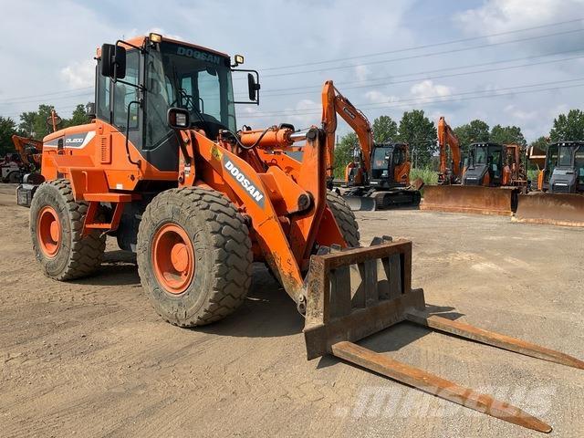 Doosan DL200-5 Naudoti ratiniai krautuvai