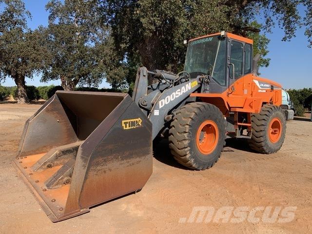 Doosan DL250-5 Naudoti ratiniai krautuvai