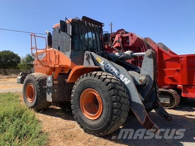 Doosan DL300-5 Naudoti ratiniai krautuvai