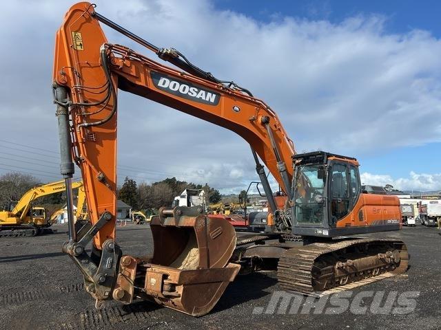 Doosan DX300LC Vikšriniai ekskavatoriai
