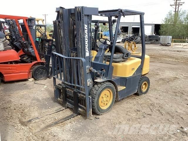 Doosan G25P-3 Šakiniai krautuvai - Kita