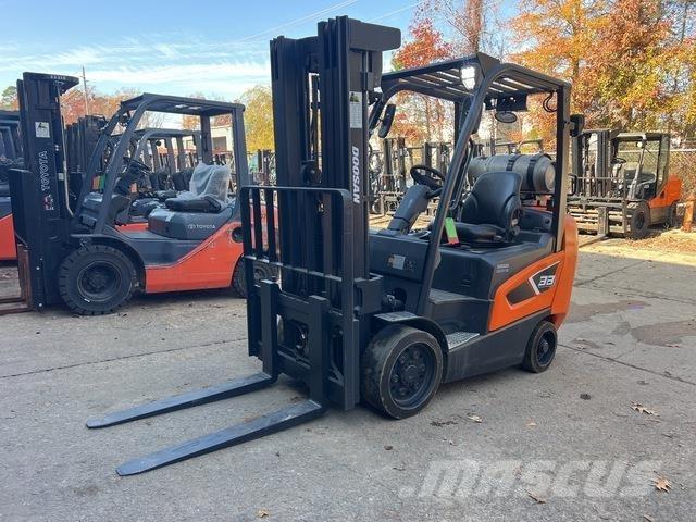 Doosan GC33S-9 Šakiniai krautuvai - Kita