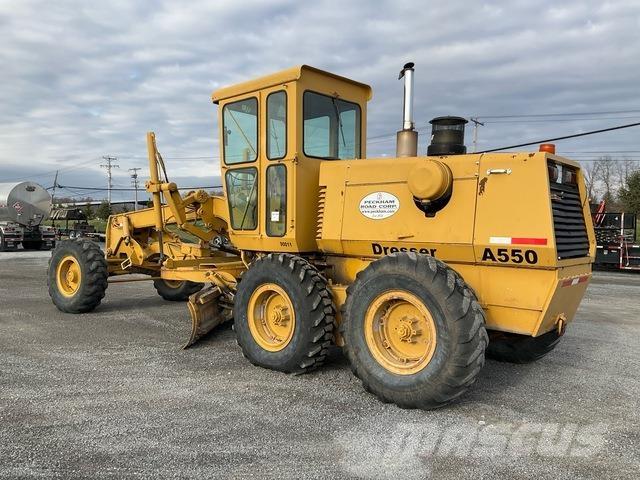 Dresser A550 Greideriai