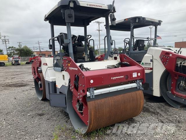 Dynapac CC2200 Porinių būgnų volai