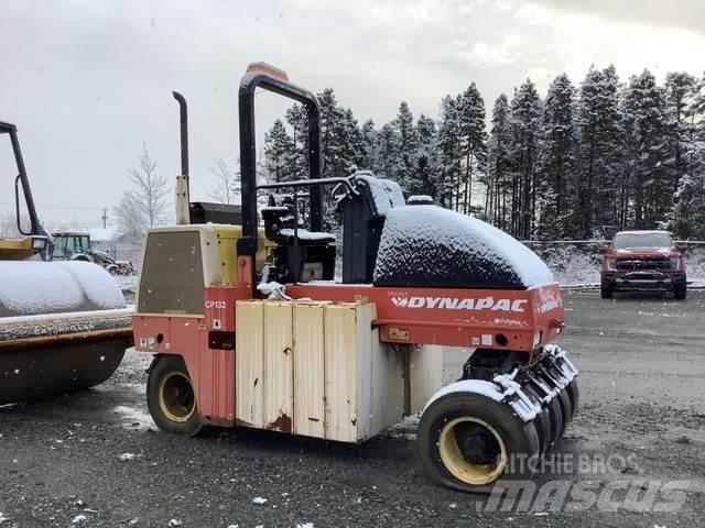 Dynapac CP132 Pneumo volai