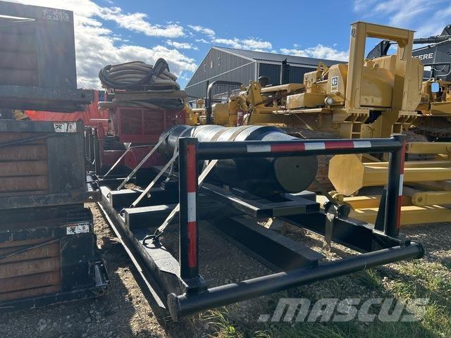  Earthtool Hidrauliniai krūvos plaktukai