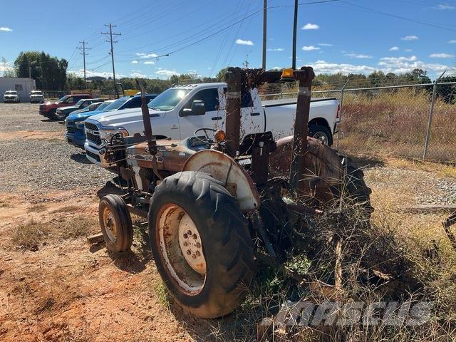 Ford 2810 Naudoti kompaktiški traktoriai