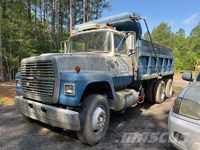 Ford 8000 Savivarčių priekabų vilkikai