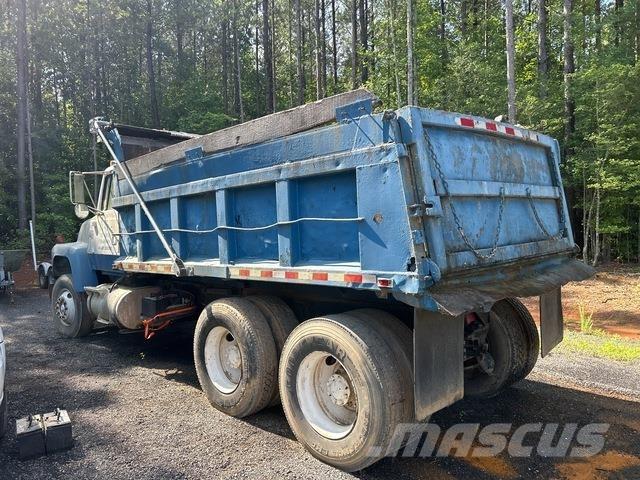 Ford 8000 Savivarčių priekabų vilkikai