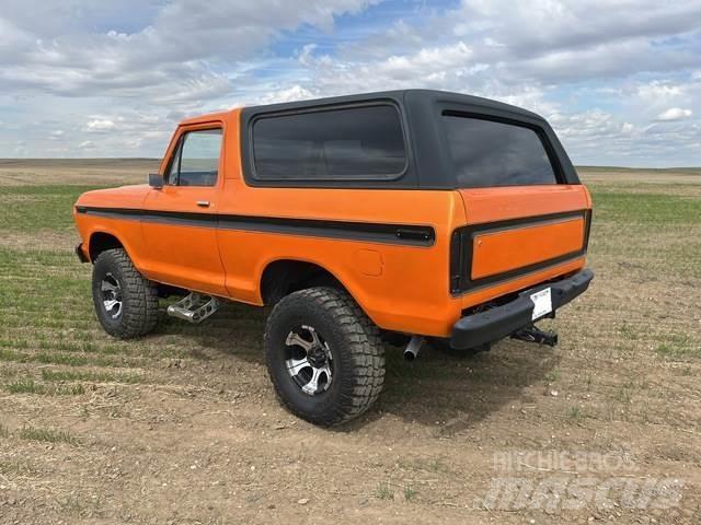 Ford Bronco Lengvieji automobiliai
