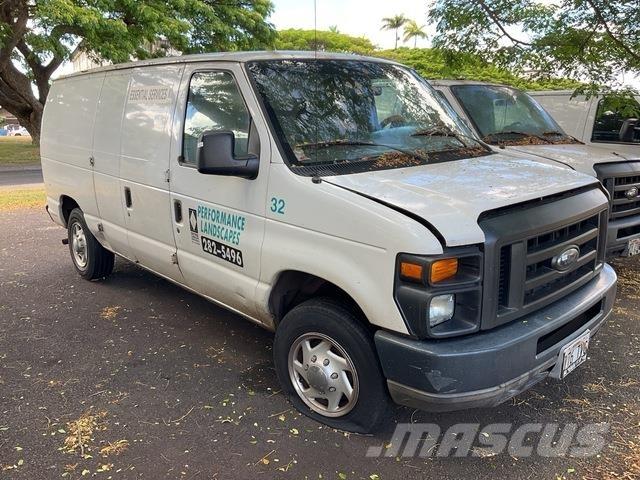Ford E-150 Krovininiai furgonai