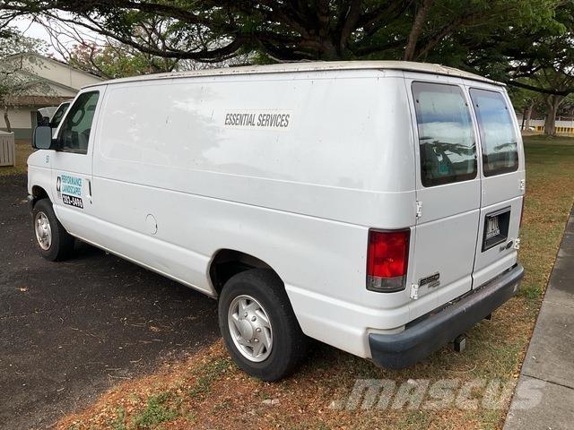 Ford E-150 Krovininiai furgonai