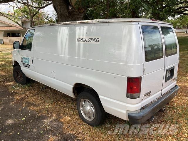 Ford E-150 Krovininiai furgonai