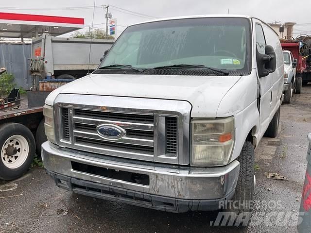 Ford E-350 Krovininiai furgonai