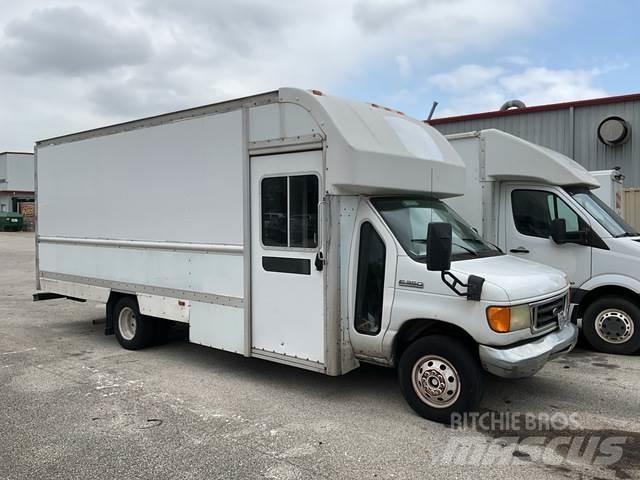 Ford E-350 Krovininiai furgonai