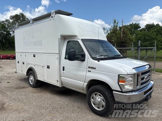 Ford E-350 Krovininiai furgonai