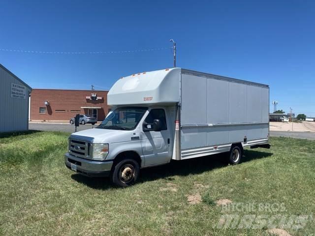 Ford E-350 Furgonai