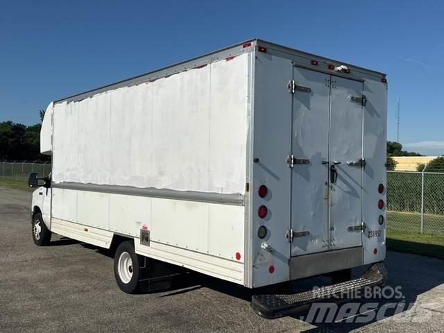 Ford E-350 Furgonai