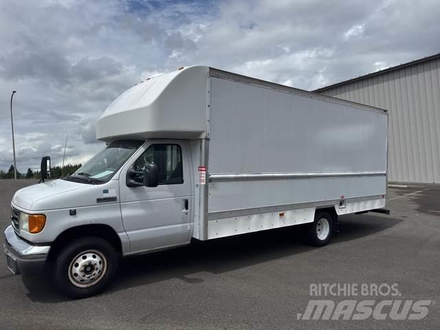 Ford E-350 Krovininiai furgonai