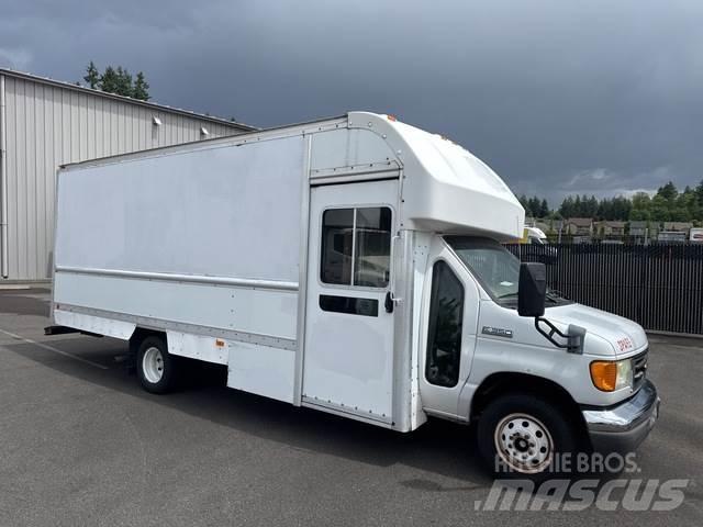 Ford E-350 Krovininiai furgonai