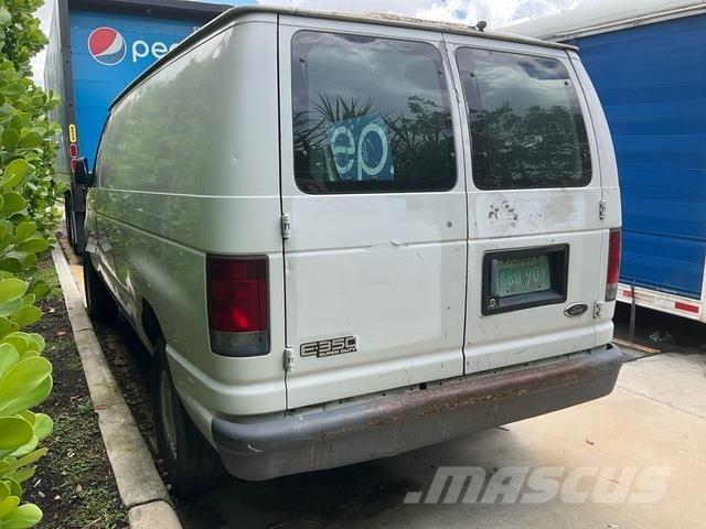 Ford E-350 Krovininiai furgonai