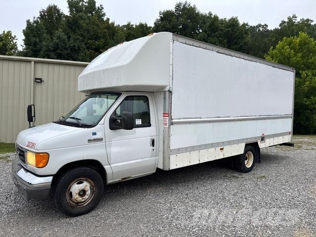 Ford E-350 Krovininiai furgonai