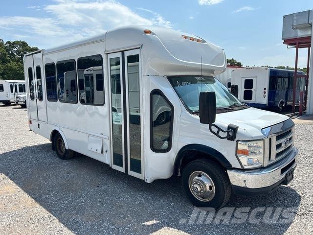 Ford E-350 Mikroautobusai