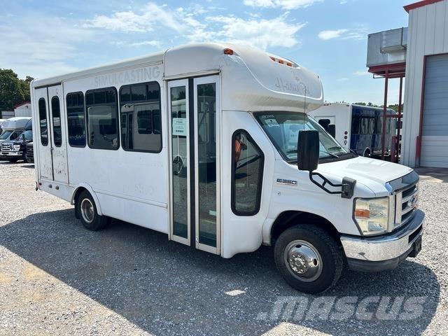 Ford E-350 Mikroautobusai