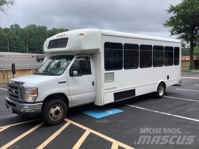 Ford E-450 Mikroautobusai