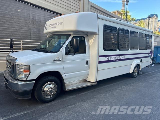Ford E-450 Mikroautobusai