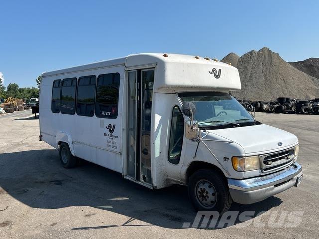 Ford E-450 Mikroautobusai