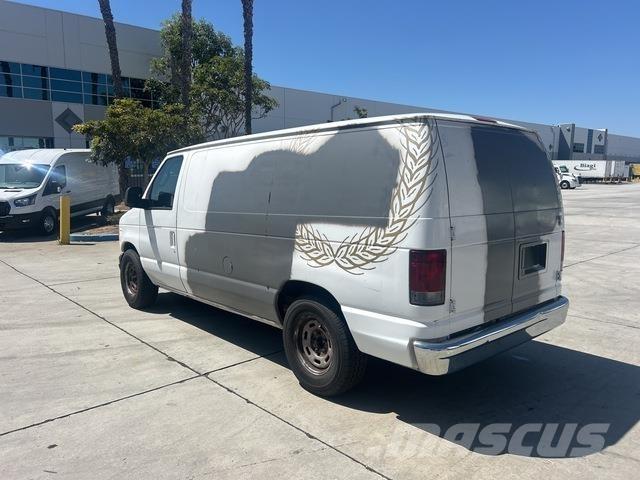 Ford E250 Krovininiai furgonai