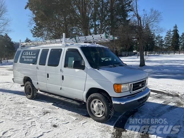 Ford E350 Krovininiai furgonai