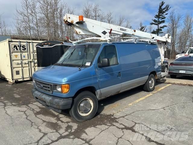 Ford E350 Ant vilkikų montuojamos kėlimo platformos