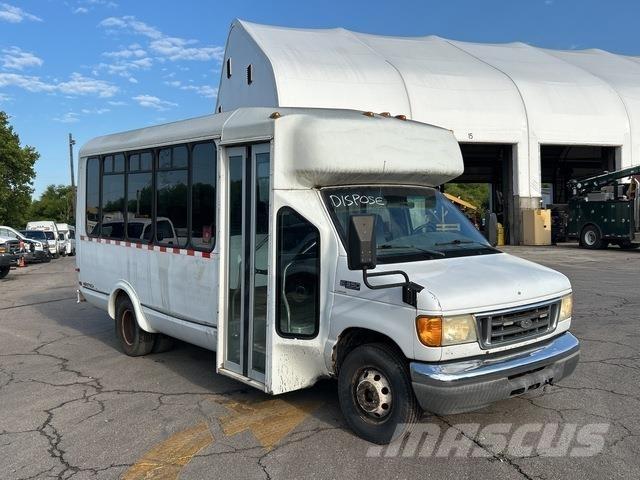 Ford E350 Mikroautobusai