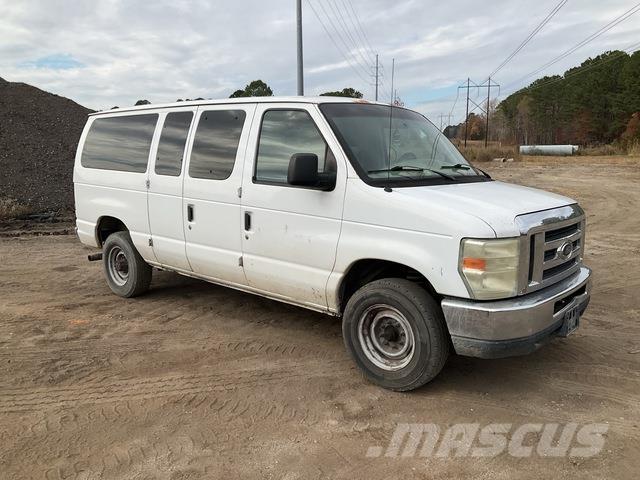 Ford E350 Lengvieji automobiliai