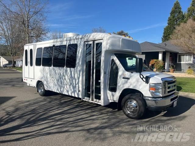 Ford E450 Krovininiai furgonai