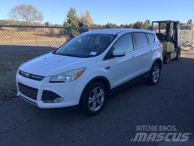 Ford Escape Lengvieji automobiliai