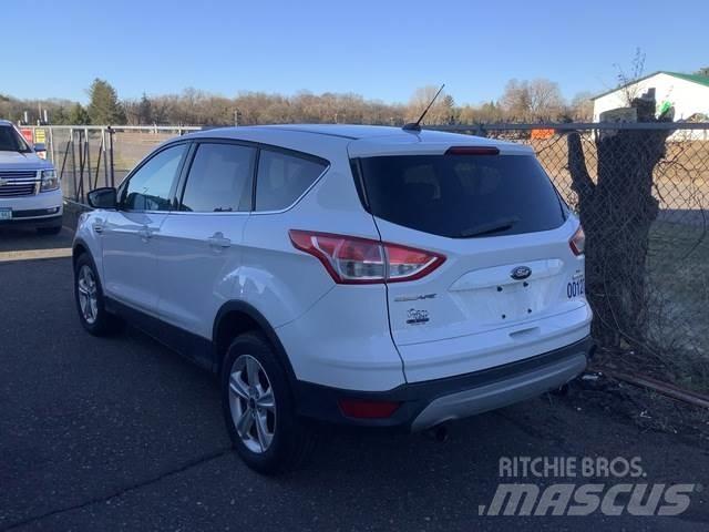 Ford Escape Lengvieji automobiliai