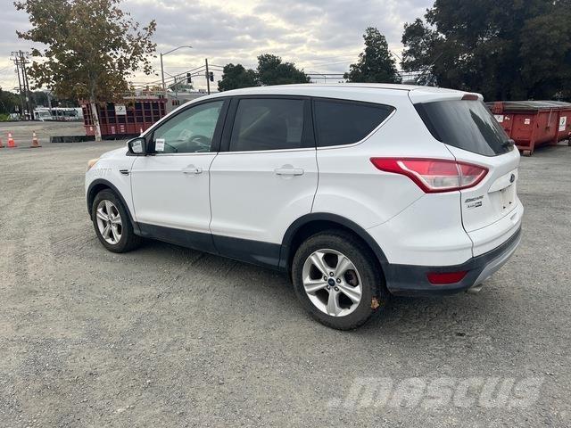 Ford Escape Lengvieji automobiliai