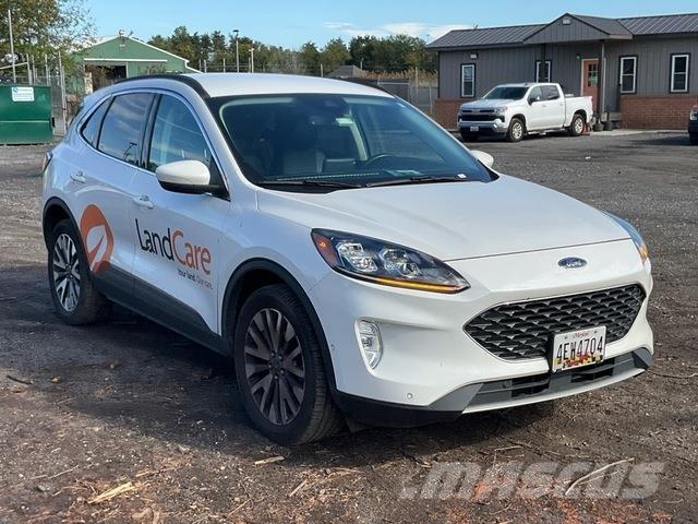 Ford Escape Lengvieji automobiliai