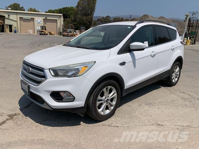 Ford Escape Lengvieji automobiliai