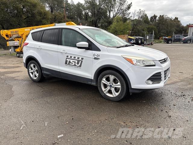 Ford Escape Lengvieji automobiliai