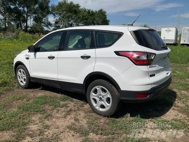 Ford Escape S Lengvieji automobiliai