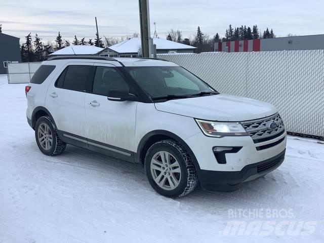 Ford Explorer Lengvieji automobiliai